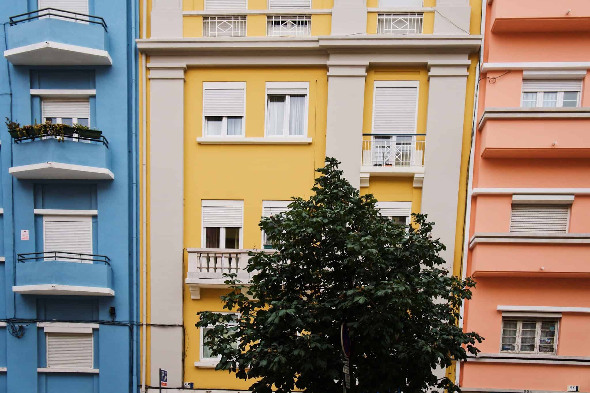 fachada de prédios em Lisboa