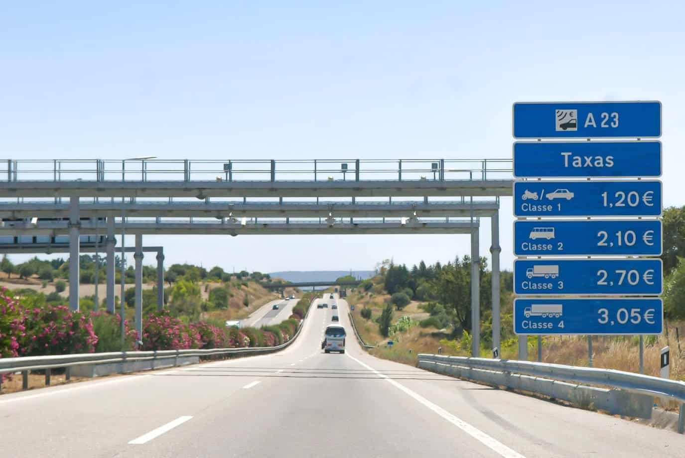 pórtico de autoestrada