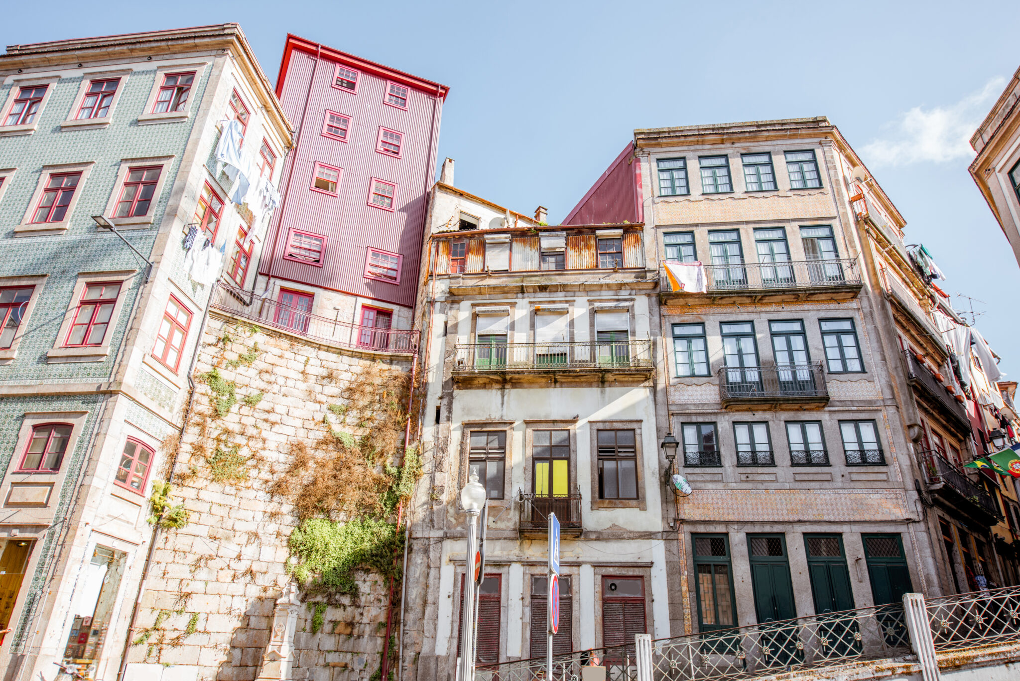 Fachadas de casas no Porto