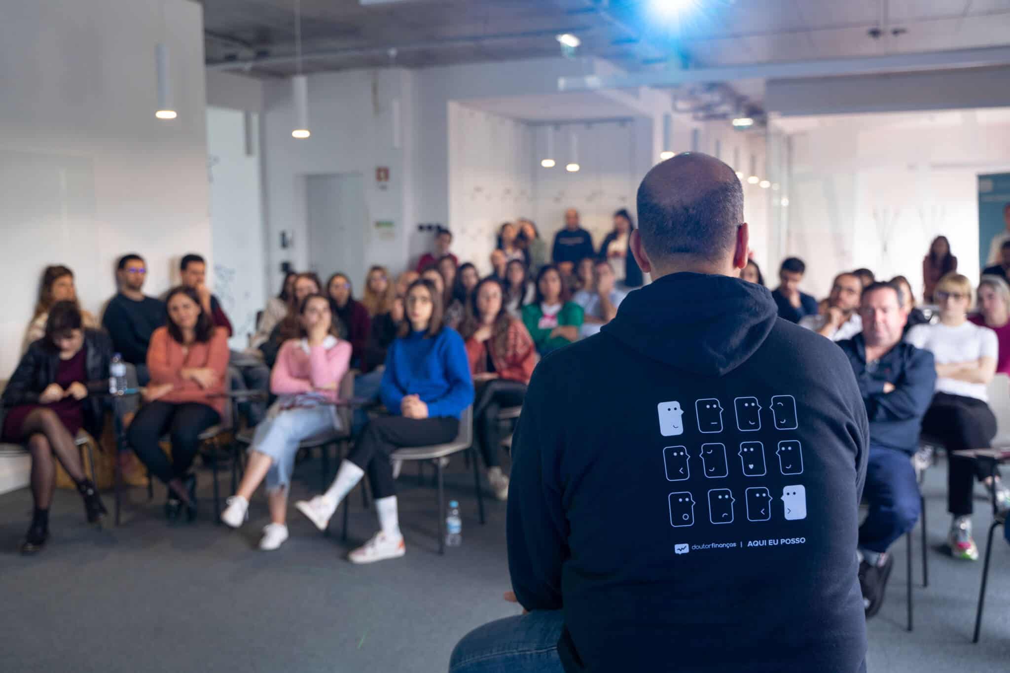Rui Bairrada, CEO do Doutor Finanças, dá uma palestra na Academia